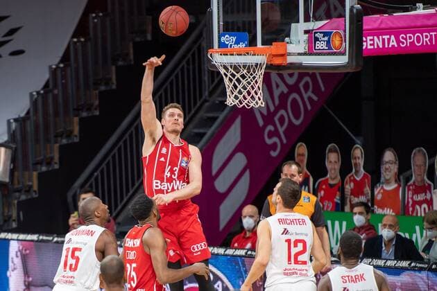 Sport Bilder des Tages Leon Radosevic 43 (FC Bayern), FC Bayern Basketball vs. Giessen 46ers, BBL, 13.12.2020 Muenchen Bayern Deutschland