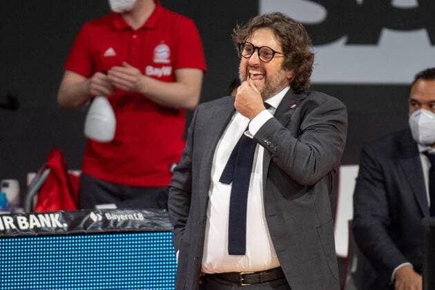 Head Coach Andrea Trinchieri (FC Bayern), FC Bayern Basketball vs. Giessen 46ers, BBL, 13.12.2020 Muenchen Bayern Deutschland