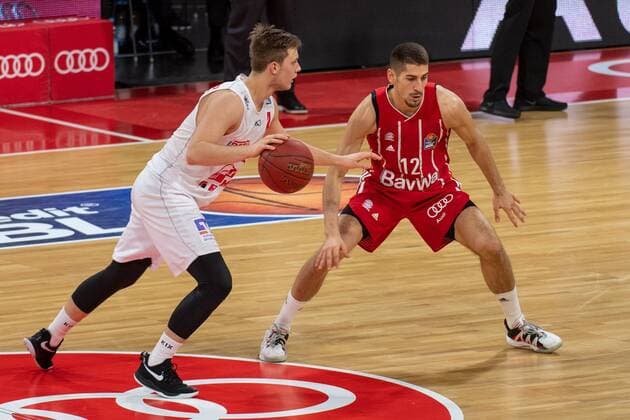 Diego Flaccadori 12 (FC Bayern), FC Bayern Basketball vs. Giessen 46ers, BBL, 13.12.2020 Muenchen Bayern Deutschland