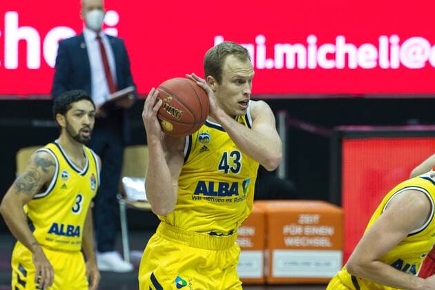 Luke Sikma - Alba, Spiel vor leeren Raengen - 13.12.2020, BBL, Alba Berlin vs Brose Bamberg, in der Mercedes Benz Arena, GER, Berlin, 13.12.2020, BBL, Alba Berlin vs Brose Bamberg Berlin Copyright: xUwexKoch xEibner-Pressefotox EP_ukh