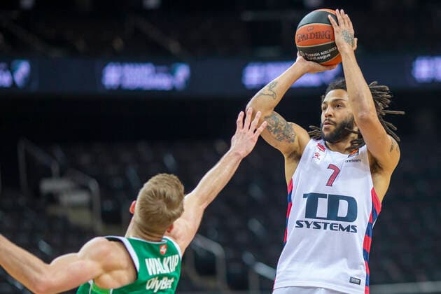 2020-12-15 Kaunas Lithuania. Basketball team Zalgiris Kaunas plays vs Baskonia Vitoria Gasteiz Euroleague game at Zalgiris arena in Kaunas on Tuesday 15 of December 2020. 7PIERRIA HENRY. Vilnius Lithuania  Copyright: xKarolisxKavolelisx euroleague basketball