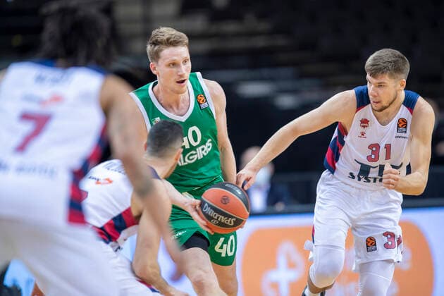 2020-12-15 Kaunas Lithuania. Basketball team Zalgiris Kaunas plays vs Baskonia Vitoria Gasteiz Euroleague game at Zalgiris arena in Kaunas on Tuesday 15 of December 2020. 40 MARIUS GRIGONIS 31 ROKAS GIEDRAITIS. Vilnius Lithuania  Copyright: xKarolisxKavolelisx euroleague basketball