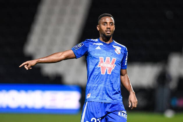 Attitude de CAROLE Lionel ( 23 - Strabourg ) - FOOTBALL : Angers vs Strasbourg - Ligue 1 - Angers - 16 12 2020 FedericoPestellini Panoramic 