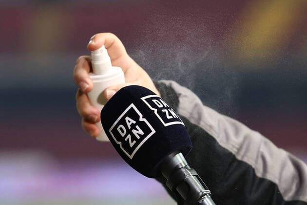 Sanitization Dazn microphone during the Serie A football match between Benevento Calcio and SS Lazio at stadio Ciro Vigorito in Benevento (Italy), December 15th, 2020. Photo Cesare Purini Insidefoto CesarexPurini