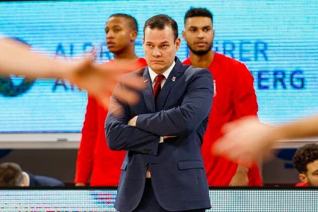 Headcoach Johan Roijakkers (Brose Bamberg) Brose Bamberg - s.oliver Würzburg Wuerzburg - easyCredit-BBL - Basketball Bundesliga - Basketball Saison 2020 21 - 4. Spieltag, 16.12.2020 Bamberg, Brose Arena ASV-Autoren-Nummer: 4026335 Copyright: DanielxLöb