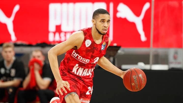 Deutschland, Bamberg, Brose Arena, 16.12.2020, emspor, emonline, despor, deonline, Brose Bamberg vs. s.Oliver Wuerzburg, Basketball, BBL Bild: v. li. Cameron Hunt (s.Oliver Wuerzburg) Copyright: HMBxMedia xHeikoxBecker