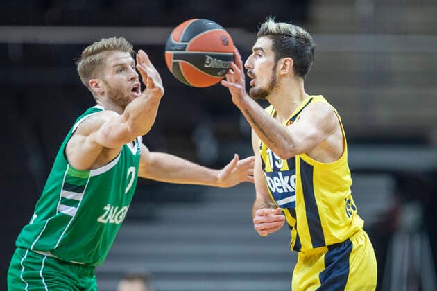 2020-12-17 Kaunas Lithuania. Basketball team Zalgiris Kaunas plays vs Fenerbahce Istanbul Euroleague game at Zalgiris arena in Kaunas on Thursday 17 of December 2020. THOMAS WALKUP, NANDO DE COLO. Kaunas Lithuania  Copyright: xKarolisxKavolelisx euroleague basketball
