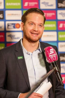 Deutschland, Giessen, Osthalle, 18.12.2020, easy Credit BBL, 7.Spieltag, JobStairs Giessen 46ers - NINERS Chemnitz Bild: Headcoach: Rolf Scholz (Jobstairs Giessen 46ers) Copyright: HMBxMedia ThomasxJäger