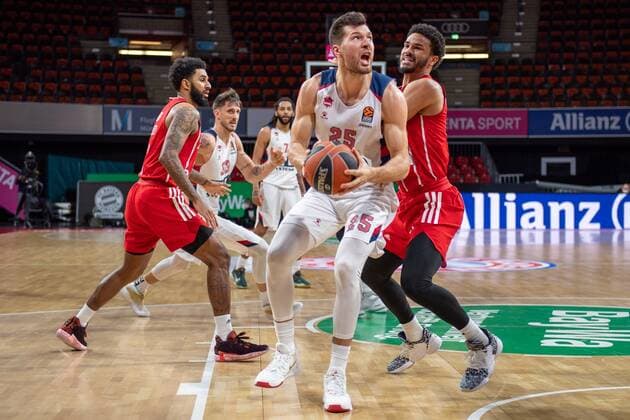 Alec Peters 25 (Baskonia Vitoria-Gasteiz), FC Bayern Basketball vs. Baskonia Vitoria-Gasteiz, Basketball, Euroleague, 18.12.2020 Muenchen Bayern Deutschland