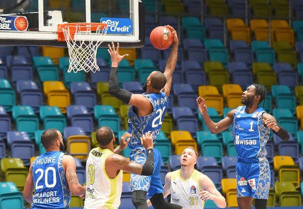 19.12.2020, xhbx, Basketball BBL Bundesliga, Frankfurt Skyliners - medi Bayreuth emspor, v.l. Kamari Murphy (Fraport Skyliners Frankfurt) (DFL DFB REGULATIONS PROHIBIT ANY USE OF PHOTOGRAPHS as IMAGE SEQUENCES and or QUASI-VIDEO) Frankfurt am Main