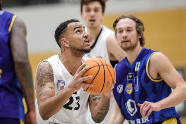 ART Giants Duesseldorf gegen EN Baskats Schwelm, 19.11.2020 Shawn Gulley (23) Dueseldorfer Forward ART Giants Duesseldorf gegen EN Baskats Schwelm, 19.11.2020 Copyright: xBEAUTIFULxSPORTS KennyxBeelex