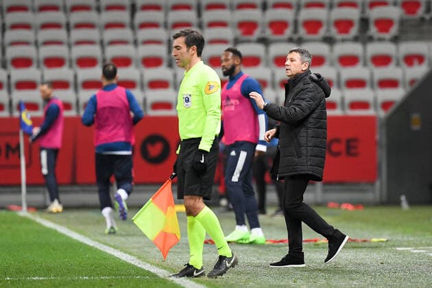 ADRIAN URSEA (ENTRAINEUR NICE) FOOTBALL : Nice vs Lyon - Ligue 1 Uber Eats - 19 12 2020 FEP Panoramic 