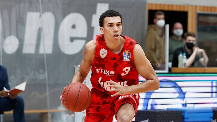 Deutschland, Wuerzburg, s.Oliver Arena, 20.12.2020, emspor, emonline, despor, deonline, s.Oliver Wuerzburg vs. SYNTAINICS MBC, Basketball, BBL Bild: v. li. Tyson Ward (s.Oliver Wuerzburg) Copyright: HMBxMedia xHeikoxBecker
