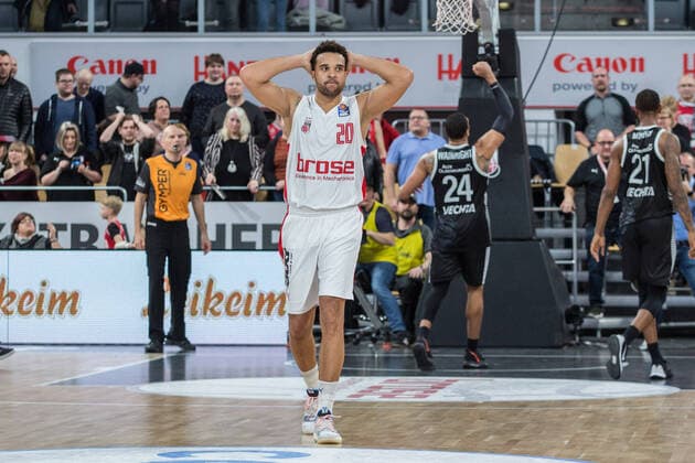 Bamberg, Deutschland 19. Januar 2020: BBL - 19 20 - Brose Bamberg vs. RASTA Vechta Elias Harris (Bamberg), Aktion Einzel Freisteller Gestik Geste gestikuliert enttaeuscht frustriert BBL - 19 20 - Brose Bamberg vs. RASTA Vechta