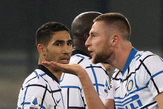 Sport Themen der Woche KW52 Bilder des Jahres 2020, Sport 12 Dezember Sport Bilder des Tages Photo Paola Garbuio LaPresse December 23, 2020 Verona, Italy soccer Hellas Verona vs Inter -Italian Football Championship League A TIM 2020 2021 - Bentegodi stadium. In the pic: celebrationlautaro martinez goal 0-1  Copyright: xPaolaxGarbuio LaPressex