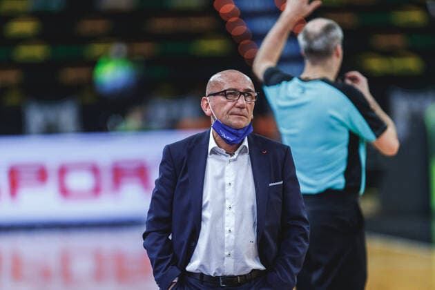 December 23, 2020, Bilbao, Basque Country, SPAIN: Fortitudo Bologna coach LUCA DALMONTE during the Basketball Champions League game between Bilbao Basket and Fortitudo Bologna at Miribilla Bilbao Arena. Bilbao SPAIN - ZUMAf312 20201223_znp_f312_026 Copyright: xEduxDelxFresnox
