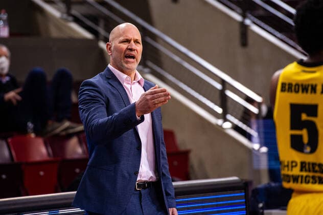 Denis Wucherer (Headcoach s.Oliver Wuerzburg) ; 1. Basketball Bundesliga: MHP RIESEN Ludwigsburg - S.Oliver Wuerzburg am 27.12.2020 in Ludwigsburg (MHPArena), Baden-Wuerttemberg, Deutschland . 27.12.20 Basketball , 27.12.2020, (Deutschland)