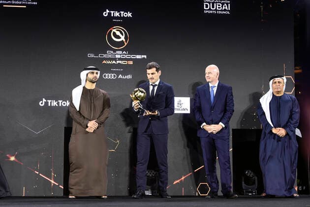 Foto Fabio Ferrari - LaPresse 27 Dicembre 2020 Dubai ( Emirati Arabi ) Dubai Globe Soccer Award 2020 - Dodicesima Edizione. Nella foto: Player Career Iker Casillas, Giovanni Infanino, H.H. Sheikh Hamdan Bin Mohammed Bin Rashid ALMaktoum photo Fabio Ferrari - LaPresse December 27, 20720 Dubai (Unated Arab Emirate) Sport Dubai Globe Soccer Award 2020 - 12th Edition. In the pic: Player Career Iker Casillas,Giovanni Infanino, H.H. Sheikh Hamdan Bin Mohammed Bin Rashid ALMaktoum  Copyright: xFabioxFerrari LaPressex
