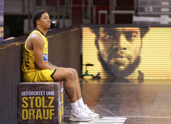 Sport Bilder des Tages Ludwigsburg , Basketball easyCredit BBL Bundesliga , MHP RIESEN Ludwigsburg vs. s.Oliver Würzburg , Desi Rodriguez ( Riesen )