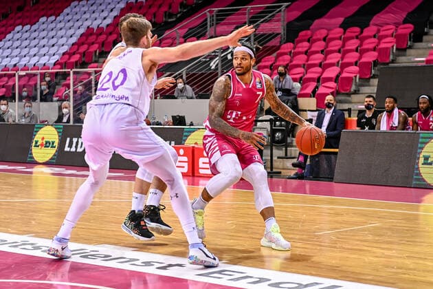 easyCredit BBL, Telekom Baskets Bonn vs. BG Goettingen, 27.12.2020 Chris Babb (Telekom Baskets Bonn 7), easyCredit BBL, Telekom Baskets Bonn vs. BG Goettingen am 27.12.2020 im Telekom Dome Bonn, Bonn (Nordrhein-Westfalen) Copyright: xBEAUTIFULxSPORTS Mueller-Laschetx
