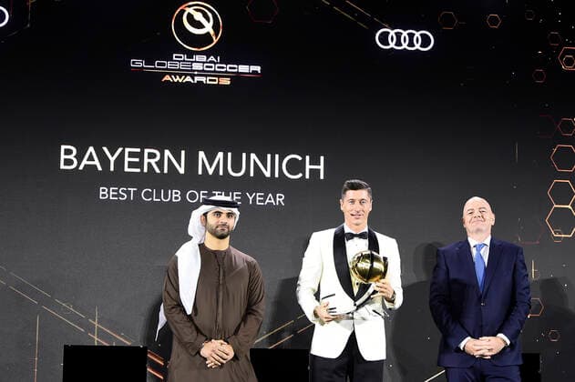 Foto Fabio Ferrari - LaPresse 27 Dicembre 2020 Dubai ( Emirati Arabi ) Dubai Globe Soccer Award 2020 - Dodicesima Edizione. Nella foto: Best Club of the year Bayern Munich , takes the award Robert Lewandowski photo Fabio Ferrari - LaPresse December 27, 20720 Dubai (Unated Arab Emirate) Sport Dubai Globe Soccer Award 2020 - 12th Edition. In the pic:Best Club of the year Bayern Munich , takes the award Robert Lewandowski  Copyright: xFabioxFerrari LaPressex