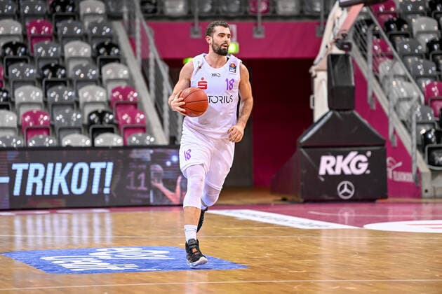 easyCredit BBL, Telekom Baskets Bonn vs. BG Goettingen, 27.12.2020 Harper Kamp (BG Goettingen 18), easyCredit BBL, Telekom Baskets Bonn vs. BG Goettingen am 27.12.2020 im Telekom Dome Bonn, Bonn (Nordrhein-Westfalen) Copyright: xBEAUTIFULxSPORTS Mueller-Laschetx
