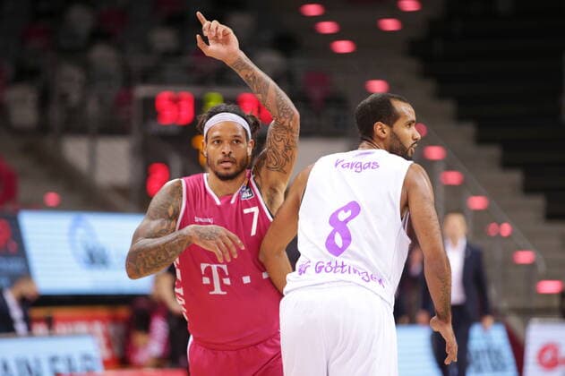 Chris Babb Telekom Baskets Bonn vs. BG Göttingen easyCredit BBL 1. Bundesliga , Saison 2020 2021 , 9. Spieltag