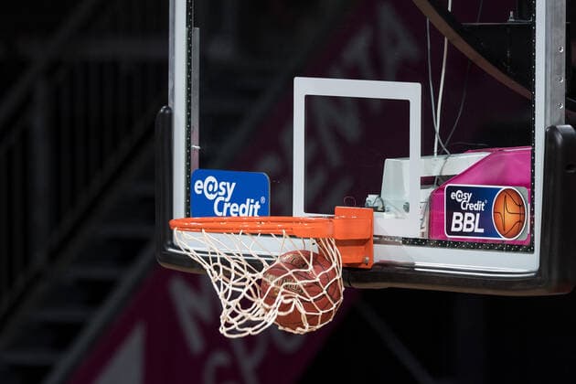 Basketball, BBL, 20201227, FC Bayern München - brose Bamberg Im Bild Ball fällt durch Korb Symbolbild easycredit BBL. München Audi Dome Bayern Deutschland Copyright: Passion2Press.dex xMarkusxFischerx