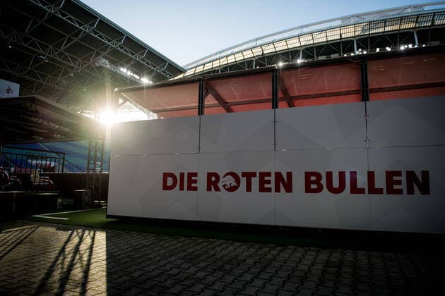 Blick auf die Trainerbank vor dem Spiel 19. Dezember 2020: Leipzig, Red Bull Arena: Fussball 1. Bundesliga, 13. Spieltag: RB Leipzig - 1. FC Koeln 0:0. RB Leipzig - 1. FC Koeln