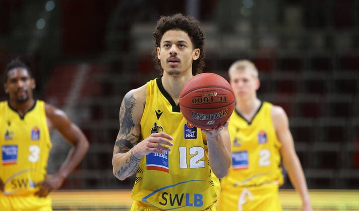 Ludwigsburg , Basketball easyCredit BBL Bundesliga , MHP RIESEN Ludwigsburg vs. Hamburg Towers , Jonah Radebaugh ( Riesen )