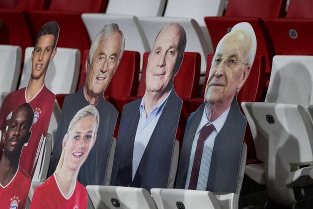 Turkish Airlines EuroLeague; FC Bayern Basketball - FC Barcelona, Barca 30.12.2020 Uli Hoeness und Edmund Stoiber als Pappkameraden im Audi Dome Turkish Airlines EuroLeague; FC Bayern Basketball - FC Barcelona; Audi Dome, Muenchen (Bayern) Copyright: xBEAUTIFULxSPORTS Wunderlx