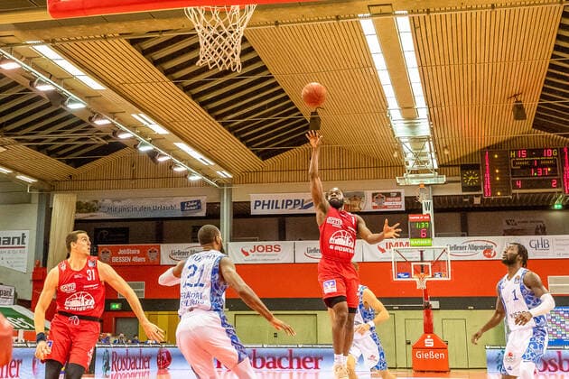 Michael Kessens (Fraport Skyliners, 2) JobStairs Giessen 46ers vs Fraport Skyliners, easyCredit Basketball Bundesliga, Saison 2020 2021, 10. Spieltag, 30.12.2020. JobStairs Giessen 46ers vs Fraport Skyliners, easyCredit Basketball Bundesliga, Saison 2020 2021, 10. Spieltag, 30.12.2020 Giessen Copyright: xStefanxTschersich Eibner-Pressefx EP_STH