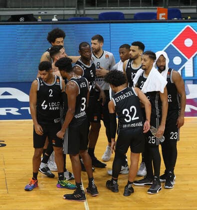 Players of LDLC Asvel Villeurbanne during the Euroleague Basketball match between Fenerbahce Beko Istanbul and LDLC Asvel Villeurbanne at Ulker Dome n Istanbul , Turkey on December 30 , 2020. 