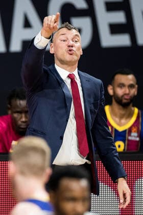 Turkish Airlines EuroLeague; FC Bayern Basketball - FC Barcelona, Barca 30.12.2020 Sarunas Jasikevicius (Trainer FC Barcelona) Turkish Airlines EuroLeague; FC Bayern Basketball - FC Barcelona; Audi Dome, Muenchen (Bayern) Copyright: xBEAUTIFULxSPORTS Wunderlx