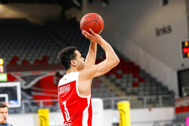 links Dominic Lockhart (Brose Bamberg, 03) Brose Bamberg - medi Bayreuth - easyCredit-BBL - Basketball Bundesliga - Basketball Saison 2020 21 - 10. Spieltag, 30.12.2020 Bamberg, Brose Arena ASV-Autoren-Nummer: 4026335 Copyright: DanielxLöb