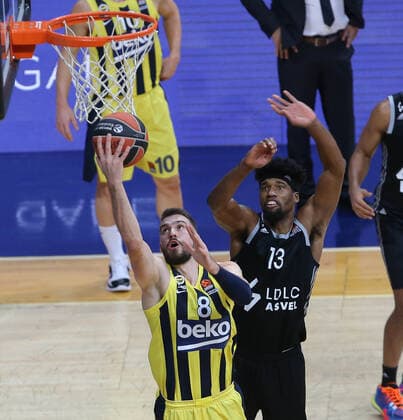 Marco Guduric (L) of Fenerbahce Beko Istanbul and Kevarrius Hayes (R) of LDLC Asvel Villeurbanne during the Euroleague Basketball match between Fenerbahce Beko Istanbul and LDLC Asvel Villeurbanne at Ulker Dome n Istanbul , Turkey on December 30 , 2020. 