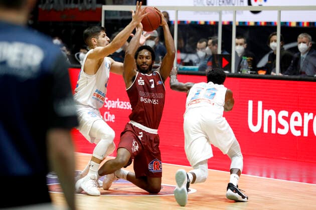 30.12.2020, easyCredit Basketball Bundesliga, BBL, Saison 2020 2021, Herren, Chemnitz Niners - Syntainics MBC Terrell Harris, Niners Chemnitz Chemnitz Messe Chemnitz Sachsen Germany