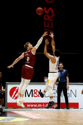 30.12.2020, easyCredit Basketball Bundesliga, BBL, Saison 2020 2021, Herren, Chemnitz Niners - Syntainics MBC Jan Niklas Wimberg, Niners Chemnitz, Quinton Hooker, Syntainics MBC Chemnitz Messe Chemnitz Sachsen Germany