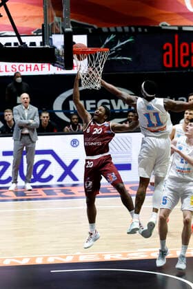 30.12.2020, easyCredit Basketball Bundesliga, BBL, Saison 2020 2021, Herren, Chemnitz Niners - Syntainics MBC Wes Clark, Niners Chemnitz, Kyndahl Hill, Syntainics MBC Chemnitz Messe Chemnitz Sachsen Germany