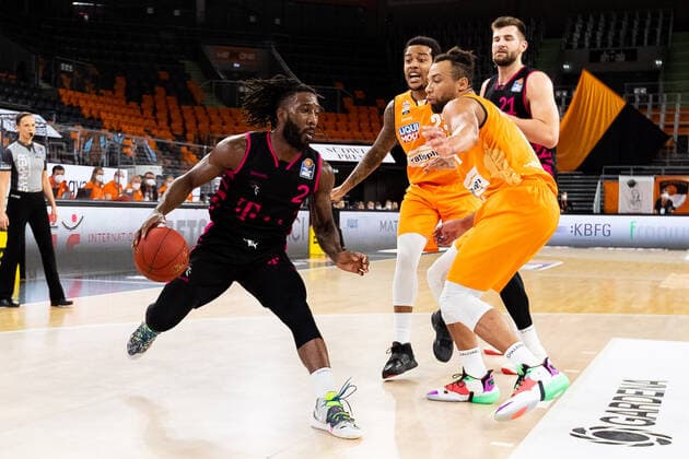 , GER, Ratiopharm Ulm vs. Telekom Baskets Bonn, easycredit 1.Bundesliga Basketball, 11.Spieltag, Saison 2020 21, 02.01.2021 Ratiopharm Ulm vs. Telekom Baskets Bonn, Basketball Neu-Ulm Copyright: xEibner-Pressefoto RogerxBuerkex EP_EER