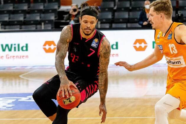 Chris Babb ( Telekom Baskets Bonn 07) GER, Ratiopharm Ulm vs. Telekom Baskets Bonn, easycredit 1.Bundesliga Basketball, 11.Spieltag, Saison 2020 21, 02.01.2021 Ratiopharm Ulm vs. Telekom Baskets Bonn, Basketball Neu-Ulm Copyright: xEibner-Pressefotox EP_RBE