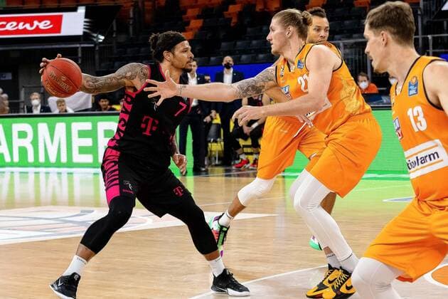 Chris Babb ( Telekom Baskets Bonn 07) GER, Ratiopharm Ulm vs. Telekom Baskets Bonn, easycredit 1.Bundesliga Basketball, 11.Spieltag, Saison 2020 21, 02.01.2021 Ratiopharm Ulm vs. Telekom Baskets Bonn, Basketball Neu-Ulm Copyright: xEibner-Pressefotox EP_RBE