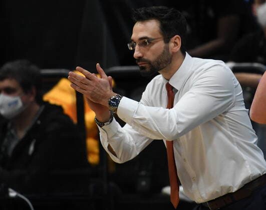 GER, 1. BBL, Hamburg Towers vs SC Rasta Vechta 02.01.2021,,GER, 1. BBL, Hamburg Towers vs SC Rasta Veschta im Bild Trainer Thomas Paech (Päch Vechta)