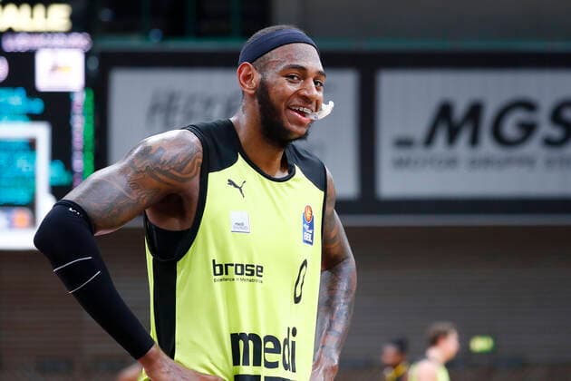 11. Spieltag der easyCredit BBL Basketball Bundesliga in der Oberfrankenhalle in Bayreuth Saison 2020-2021 Medi Bayreuth gegen MHP RIESEN Ludwigsburg Dererk Pardon (Medi Bayreuth 0)