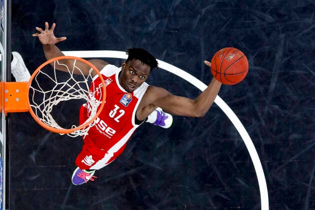 Bilder des Jahres 2021, Sport 01 Januar Bilder des Jahres 2021, Sport 01 Januar Sport Themen der Woche KW53 Sport Bilder des Tages Norense Odiase (Brose Bamberg, 32) Brose Bamberg - EWE Baskets Oldenburg - easyCredit-BBL - Basketball Bundesliga - Basketball Saison 2020 21 - 11. Spieltag, 03.01.2021 Bamberg, Brose Arena ASV-Autoren-Nummer: 4026335 Copyright: DanielxLöb