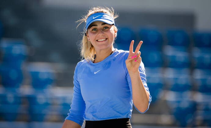 Sport Themen der Woche KW01 Sport Bilder des Tages January 4, 2021, Abu Dhabi, UNITED ARAB EMIRATES: Marta Kostyuk of Ukraine during practice ahead of the 2021 Abu Dhabi WTA, Tennis Damen Womens Tennis Open WTA 500 tournament. Abu Dhabi UNITED ARAB EMIRATES - ZUMAa181 20210104_zaa_a181_012 Copyright: xRobxPrangex
