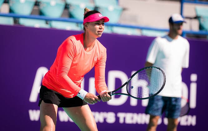 January 4, 2021, Abu Dhabi, UNITED ARAB EMIRATES: Vera Zvonareva of Russia during practice ahead of the 2021 Abu Dhabi WTA, Tennis Damen Womens Tennis Open WTA 500 tournament. Abu Dhabi UNITED ARAB EMIRATES - ZUMAa181 20210104_zaa_a181_014 Copyright: xRobxPrangex