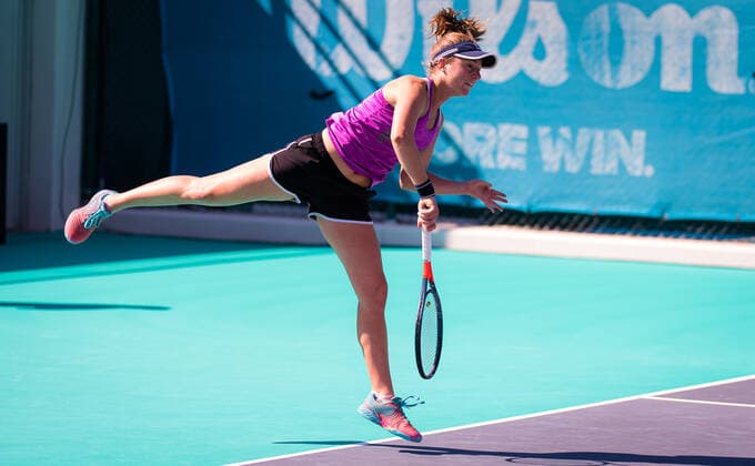 January 4, 2021, Abu Dhabi, UNITED ARAB EMIRATES: Nadia Podoroska of Argentina during practice ahead of the 2021 Abu Dhabi WTA, Tennis Damen Womens Tennis Open WTA 500 tournament. Abu Dhabi UNITED ARAB EMIRATES - ZUMAa181 20210104_zaa_a181_032 Copyright: xRobxPrangex