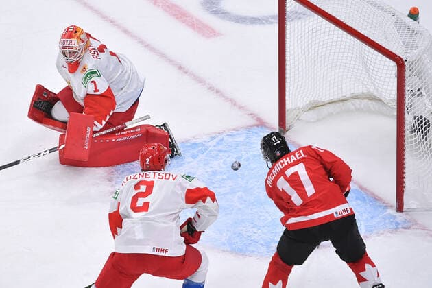 210105 Connor McMichael of Canada scores the 2-0 goal during the 2021 IIHF World Junior Championship semifinal between Canada and Russia on January 4, 2021 in Edmonton. Photo: Andy Devlin BILDBYRAN COP 306 AD0008 bbeng ishockey Ice hockey, Eishockey jvm junior-vm u20 2021 iihf world junior championship world juniors semifinal canada kanada russia ryssland Copyright: ANDYxDEVLIN BB210105BB024