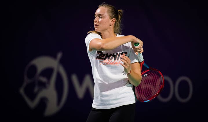 January 5, 2021, Abu Dhabi, UNITED ARAB EMIRATES: Elena Rybakina of Kazakstan during practice ahead of the 2021 Abu Dhabi WTA, Tennis Damen Womens Tennis Open WTA 500 tournament. Abu Dhabi UNITED ARAB EMIRATES - ZUMAa181 20210105_zaa_a181_148 Copyright: xRobxPrangex